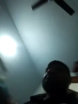 pintuS40 online show from 17, 11, 2025