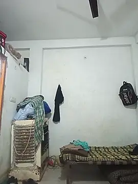 pintuS40 online show from 22, 12, 2025