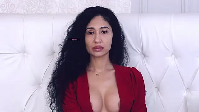 VanessaCulpo online show from 6, 11, 2025