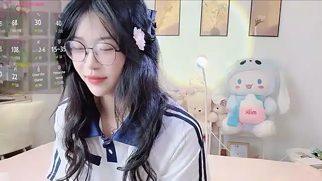 Snapshot of Luminous163 chatting on 24, 9, 2025 Luminous163 online show from 24, 9, 2025