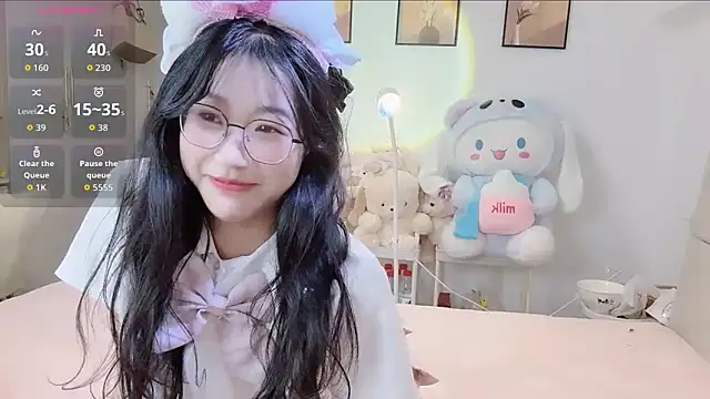 Snapshot of Luminous163 chatting on 21, 9, 2025 Luminous163 online show from 21, 9, 2025