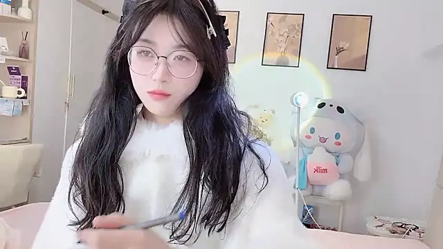 Snapshot of Luminous163 chatting on 14, 12, 2025 Luminous163 online show from 14, 12, 2025