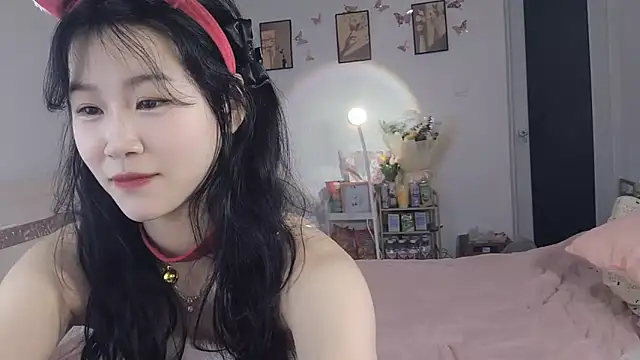 Snapshot of Luminous163 chatting on 16, 3, 2025 Luminous163 online show from 16, 3, 2025