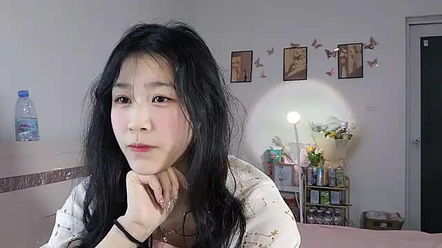 Snapshot of Luminous163 chatting on 15, 3, 2025 Luminous163 online show from 15, 3, 2025