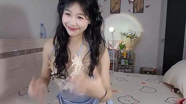 Snapshot of Luminous163 chatting on 18, 3, 2025 Luminous163 online show from 18, 3, 2025