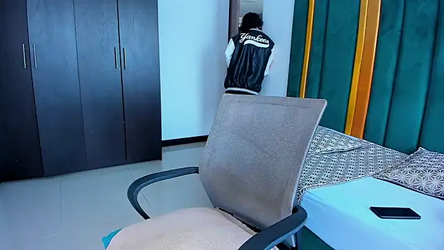 Kerverr  online show from 9, 9, 2025