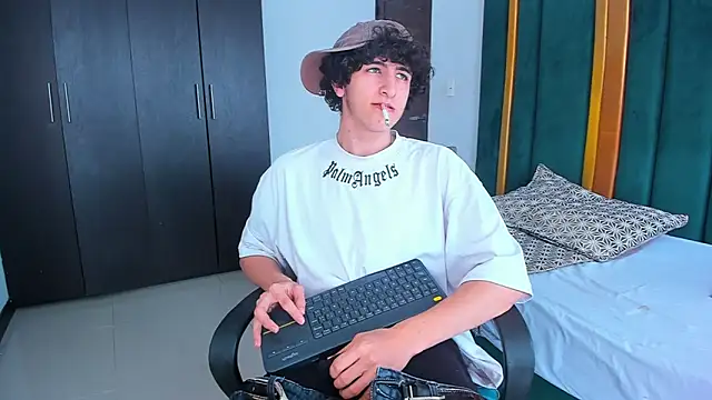 Kerverr  online show from 14, 9, 2025