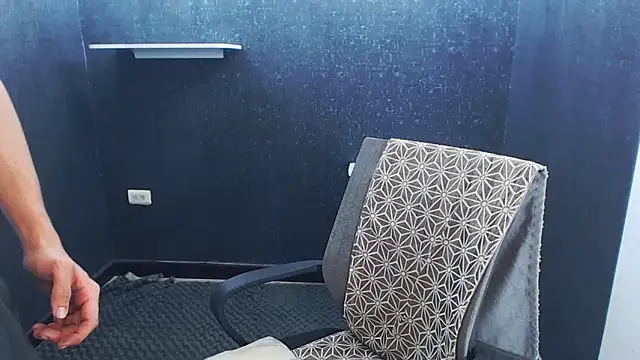 Kerverr  online show from 27, 11, 2025