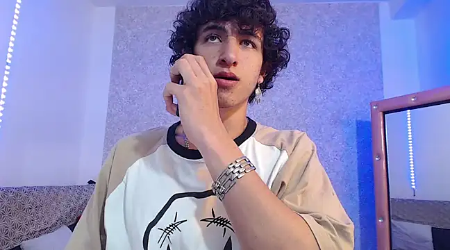 Kerverr  online show from 12, 2, 2025