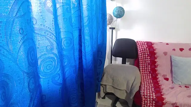 Snapshot of CANDYSWEET51 chatting on 14, 11, 2025 CANDYSWEET51 online show from 14, 11, 2025