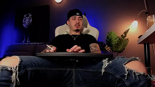 uptomatty online show from 25, 3, 2026