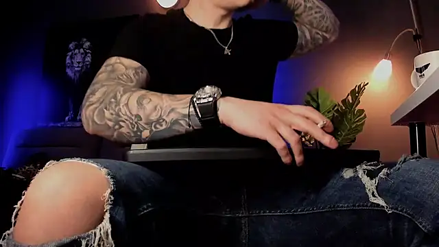 uptomatty online show from 14, 4, 2026