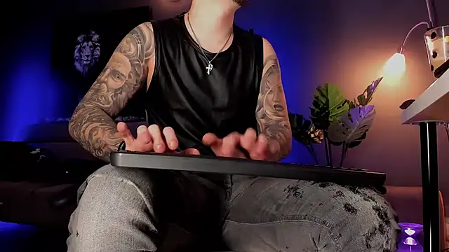 uptomatty online show from 28, 2, 2026