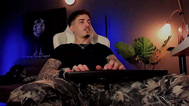 uptomatty online show from 4, 2, 2026