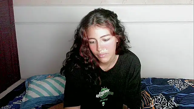 dayanita hot  online show from 7, 2, 2025