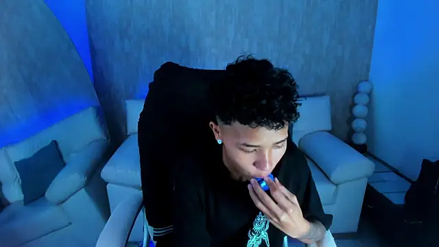 nova sex01 online show from 23, 9, 2025