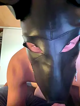 Snapshot of PlayDog123 chatting on 24, 10, 2025 PlayDog123 online show from 24, 10, 2025