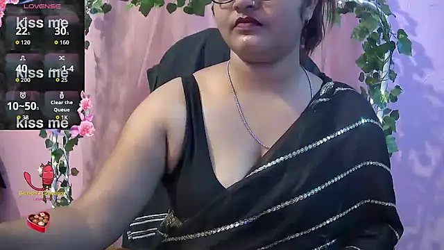 Snapshot of Pari-new chatting on 21, 2, 2026 Pari-new online show from 21, 2, 2026