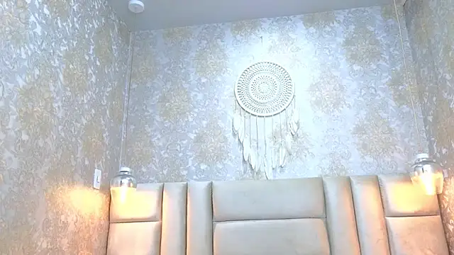 NahomiFireSex online show from 18, 3, 2025