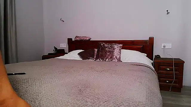 BLUEBLUE SKY online show from 30, 9, 2025