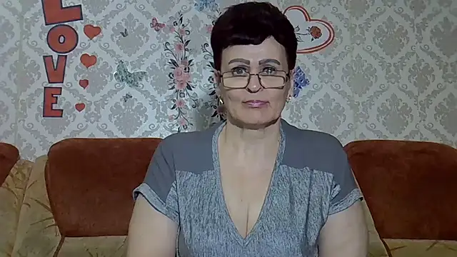 Snapshot of PaulaGolden chatting on 26, 6, 2026 PaulaGolden online show from 26, 6, 2026