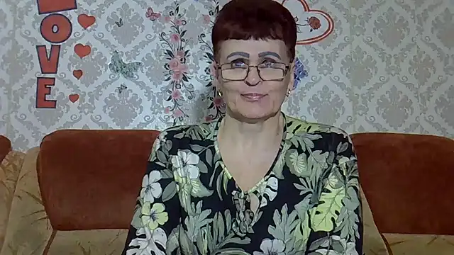 Snapshot of PaulaGolden chatting on 19, 6, 2026 PaulaGolden online show from 19, 6, 2026