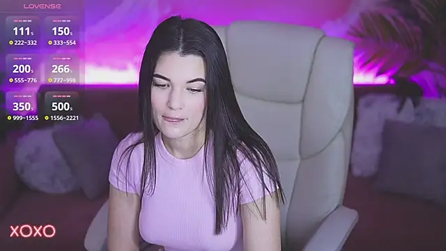 YourLolaBunny online show from 19, 12, 2025