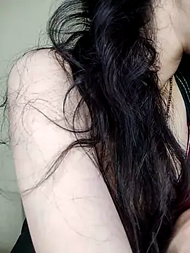 Snapshot of Fair-magic-woman chatting on 7, 3, 2025 Fair-magic-woman online show from 7, 3, 2025