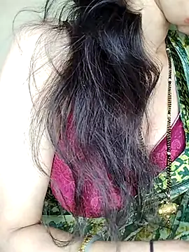 Snapshot of Fair-magic-woman chatting on 10, 3, 2025 Fair-magic-woman online show from 10, 3, 2025