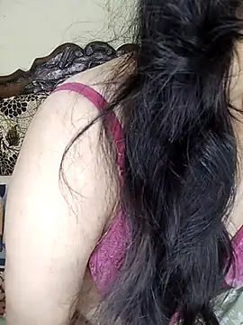 Snapshot of Fair-magic-woman chatting on 12, 10, 2025 Fair-magic-woman online show from 12, 10, 2025