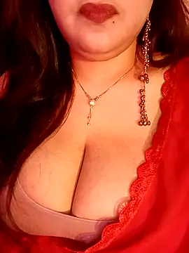 Suhanakhan00 online show from 19, 7, 2026