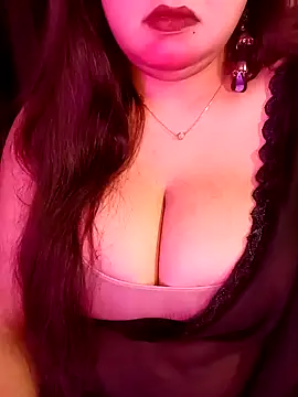 Suhanakhan00 online show from 4, 4, 2026