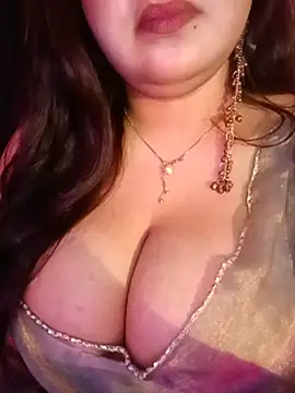 Suhanakhan00 online show from 20, 7, 2026