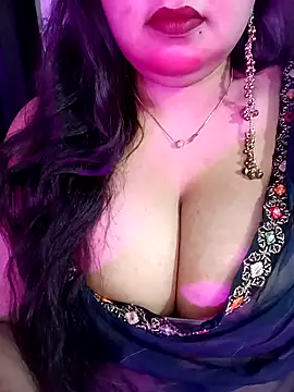 Suhanakhan00 online show from 25, 4, 2026
