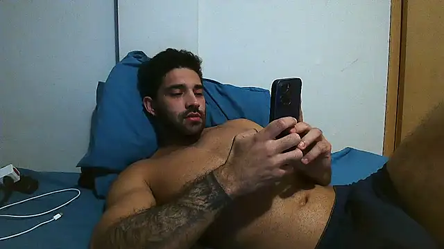 Snapshot of macho_fit chatting on 11, 6, 2026 macho fit online show from 11, 6, 2026
