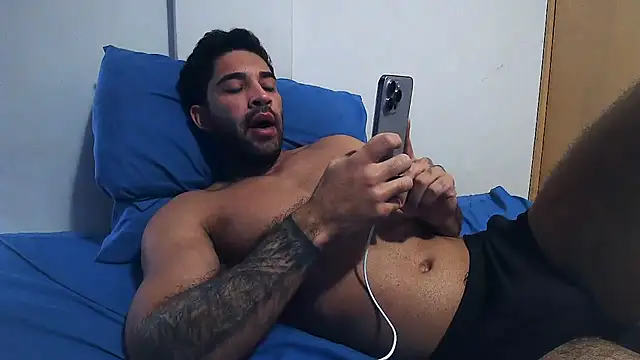 Snapshot of macho_fit chatting on 25, 6, 2026 macho fit online show from 25, 6, 2026