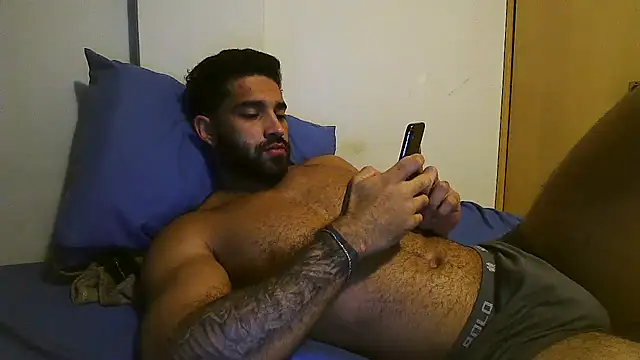 Snapshot of macho_fit chatting on 6, 2, 2026 macho fit online show from 6, 2, 2026