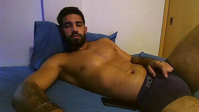 Snapshot of macho_fit chatting on 22, 2, 2026 macho fit online show from 22, 2, 2026