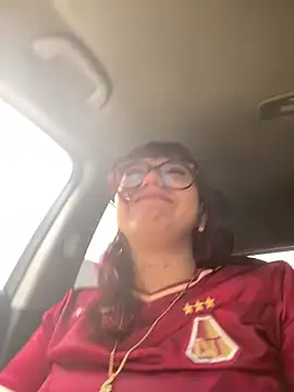 MiaOlmos777 online show from 28, 4, 2026