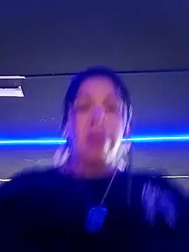 Snapshot of Karenn12 chatting on 6, 2, 2026 Karenn12 online show from 6, 2, 2026