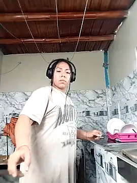 Snapshot of Karenn12 chatting on 24, 9, 2025 Karenn12 online show from 24, 9, 2025