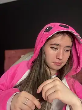 Sophie LS online show from 21, 3, 2025