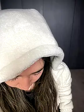 Sophie LS online show from 15, 10, 2025