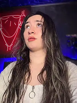Sophie LS online show from 5, 5, 2026