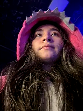 Sophie LS online show from 9, 10, 2025