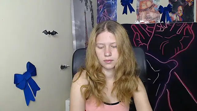 Snapshot of StellaCRL chatting on 12, 7, 2026 StellaCRL online show from 12, 7, 2026