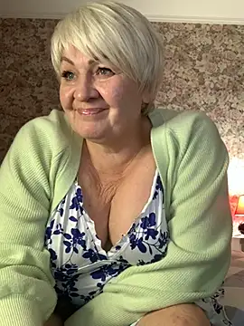 Laura Millf online show from 9, 3, 2025