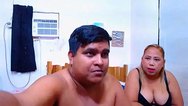 Snapshot of lucasandSofi chatting on 24, 5, 2026 lucasandSofi online show from 24, 5, 2026