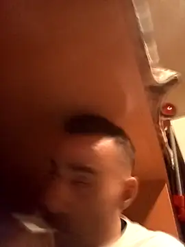 Snapshot of MownRender chatting on 30, 11, 2025 MownRender online show from 30, 11, 2025