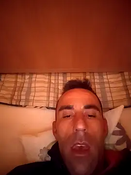 Snapshot of MownRender chatting on 5, 11, 2025 MownRender online show from 5, 11, 2025